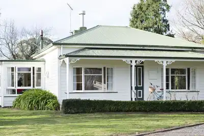 Image de Berwick cottage - quaint country cottage  - 1. 4km to the heart of Greytown