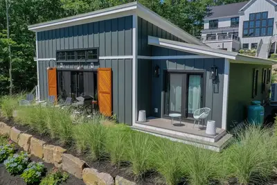 Image de Walk Everywhere from your Modern Coastal Oasis