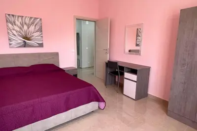 4 Bedroom Apartment in Catania