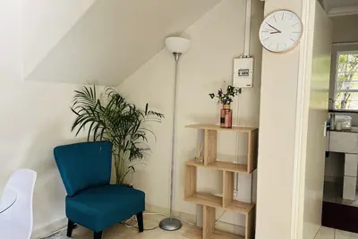 Private And Clean Unit With Queen Bed