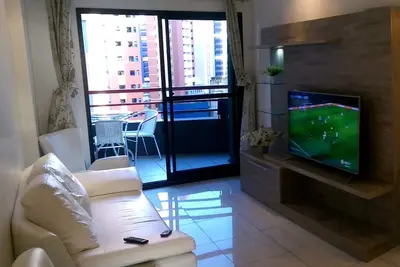 Maravilhosso Apartamento de 2 Quartos, 2 Banheiros, Frente a Praia de Iracema