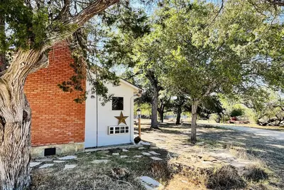Image de Hereford Skye - Horse & Livestock Trailer Friendly