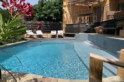 Image de Villa-casaroom : Déco Design, vue Waouh et Cuisine Top, Proche des Plages