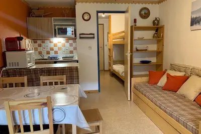 Image de Studio cabine lumineux avec balcon, proche navette à Morzine