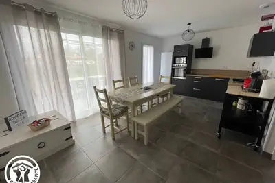 Maison Pmr avec Jardin, 8 km de St-Gilles-Croix-de-Vie, 3 Chambres, Wifi et Vélos