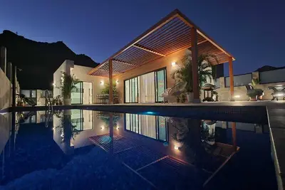 Image de Villa de Lujo en Tauro