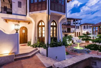 Image de Beautiful mediterranean style home with spacious Living Room - At Las Catalinas