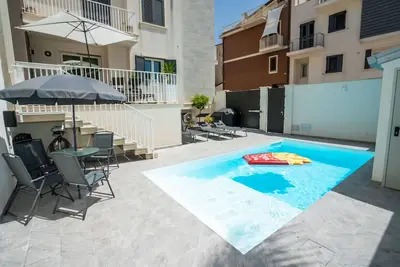 Image de Diamante Scirocco Holiday House with Heated Pool