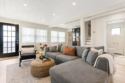 Plum on Anchor - Ocean & Marsh Views - Dog Friendly - Perfect Beach Getaway
