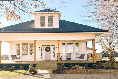 Image de Luxury farmhouse on Bourbon Trail with hot tub - Bulleit 4 mi - Frankfort 15 mi
