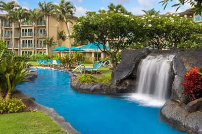 Image de Waipouli F102! Stunning Beachfront Oasis w/ Pool!