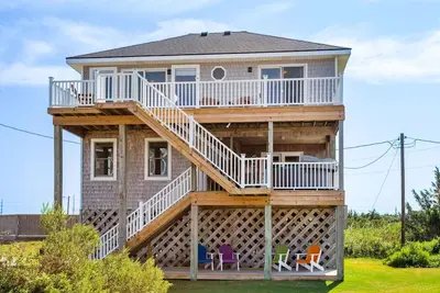 Image de Semi-soundfront, dogs, hot tub, community Pool!