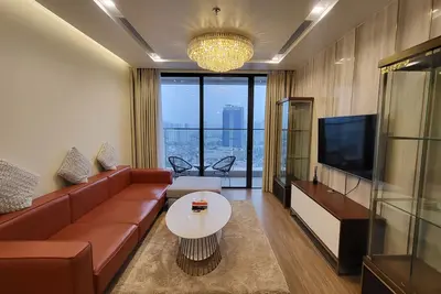 Image de Vinhomes Metropolis Luxury Apartment 3 Bedrooms 1 workplace.
