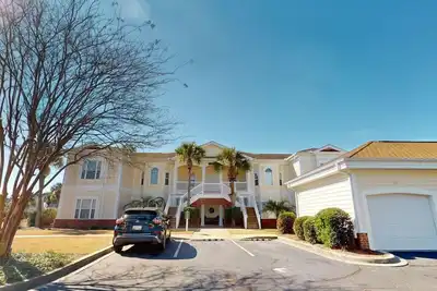 Image de Green Haven, Golf Villa, 4 Bedroom, 3 Bath