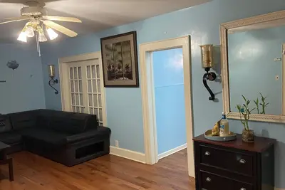 Image de Spacious Home Prime Location Near Train, Jfk, Dining, Shop, Parking & Essentials