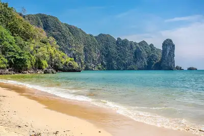 Image de Explore our picturesque community and the numerous local attractions.