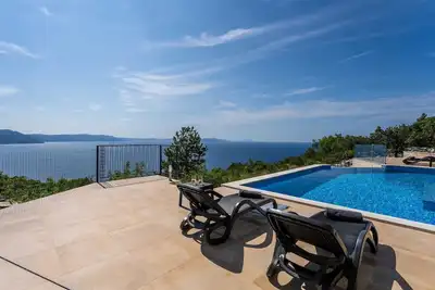 Image de Villa avec vue sur la mer Mare Visum dans un endroit paisible
