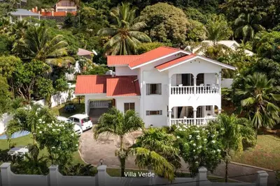 Image de Familienfreundliche Villa 5 Min. bis Strandlocal Host Bringt Kultur Näher