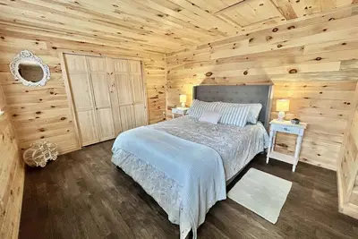 Image de Charming 2 Bedroom Private Cabin Near Bangor