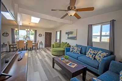 Image de Gorgeous & Spacious Midtown Home