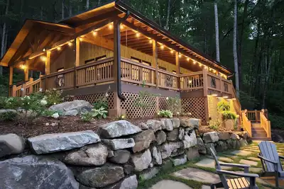 Image de Secluded Bungalow near Lake Glenville & Cashiers!
