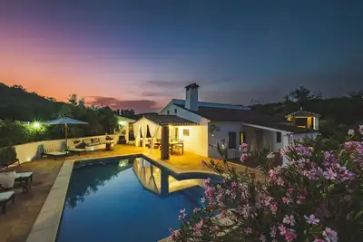 Image de Cubo's Casa Rural Mar Verde / piscina privada / wifi gratuit / barbecue