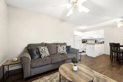 Image de Tiger's Refuge:Apt C 1br, 1ba 10 mins from Clemson University