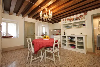 Image de Apt. Santi Apostoli (350m from Rialto Bridge)