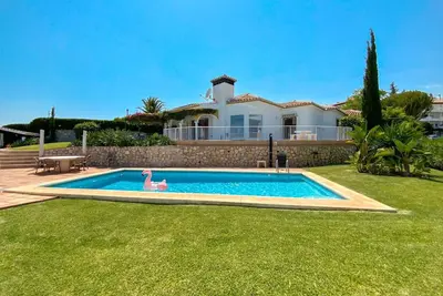 Image de Modern Costa Del Sol Villa | 4 Bedrooms | Villa Mirador | Private Pool & Jacuzzi | Mijas