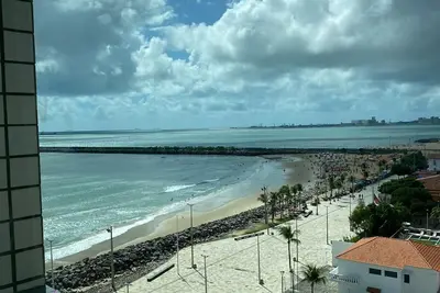 Lindo Flat na Praia de Iracema ap. 804