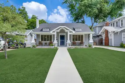 Image de Stylish Bungalow in M Street Area