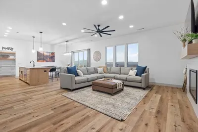 Image de Adventure Oasis: Pool Access & Games Galore