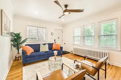 Image de Luxury Linden Hills: 3br + Lounge Near Bde Maka Ska