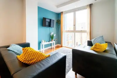 Image de Close to centre 15 min walk, Cardiff - for 2