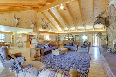 Image de Spacious Dolores Vacation Rental w/ Decks & Views!