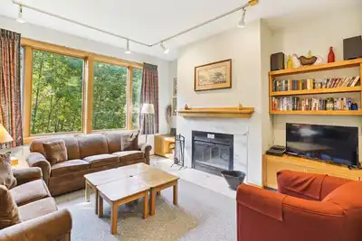 Image de Charming Highridge Condo F2: Access to Pool, Hot Tub, and More!