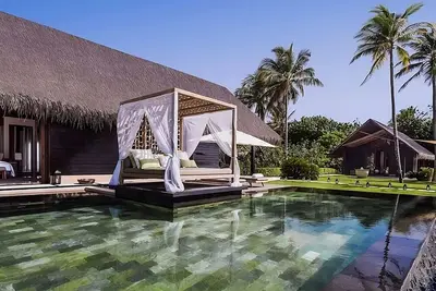 Image de Delight in Premium Suites & Unique Lifestyle! Beach View w\/ Private Pool