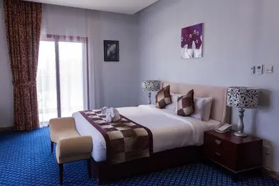 Image de Executive Suite Near American School