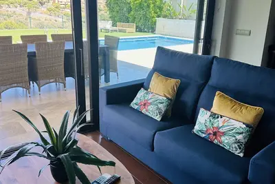 Villa Issa. Impresionante Loft