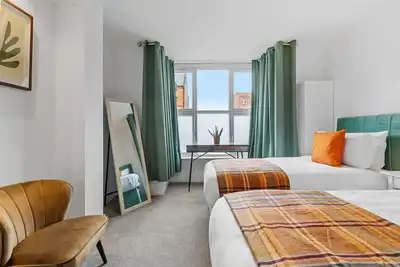 Image de Ground Floor Apartment with Courtyard
