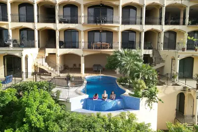 Seaside Serenity; 2b/2b with Panoramic Terrace