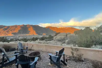 Image de Mountain house 18 minutes from Abq airport