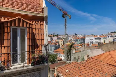 Image de Bright 2bdr Apartment W\/ Terrace by LovelyStay