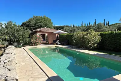 Image de Nouveau Gîte de Vacances \"Aux 2 Chênes\" dans le Parc Naturel du Verdon