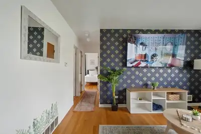 Image de Cozy Getaway - 2 Parking Spaces, Sleeps 4!