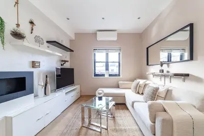 Image de 1 Bed Apartment in Ravenscourt Park