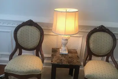 Image de Peruvian-Lily  Cosy Retreat Unit A Room 5