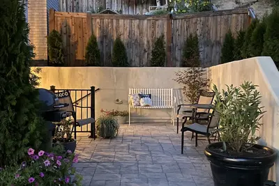 Image de Cozy Courtyard Hideaway