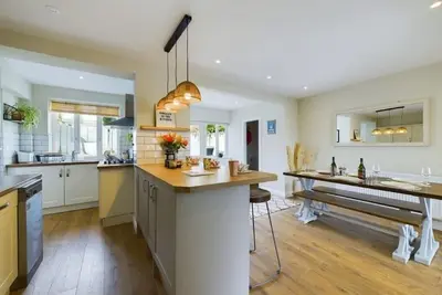 Image de Perfect 3 bed holiday home, sea views and 5 mins to the beach (dogs welcomes)