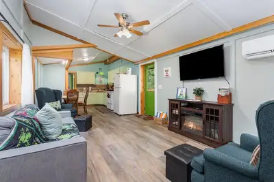 Image de Frog Hollow at Hocking Vacations